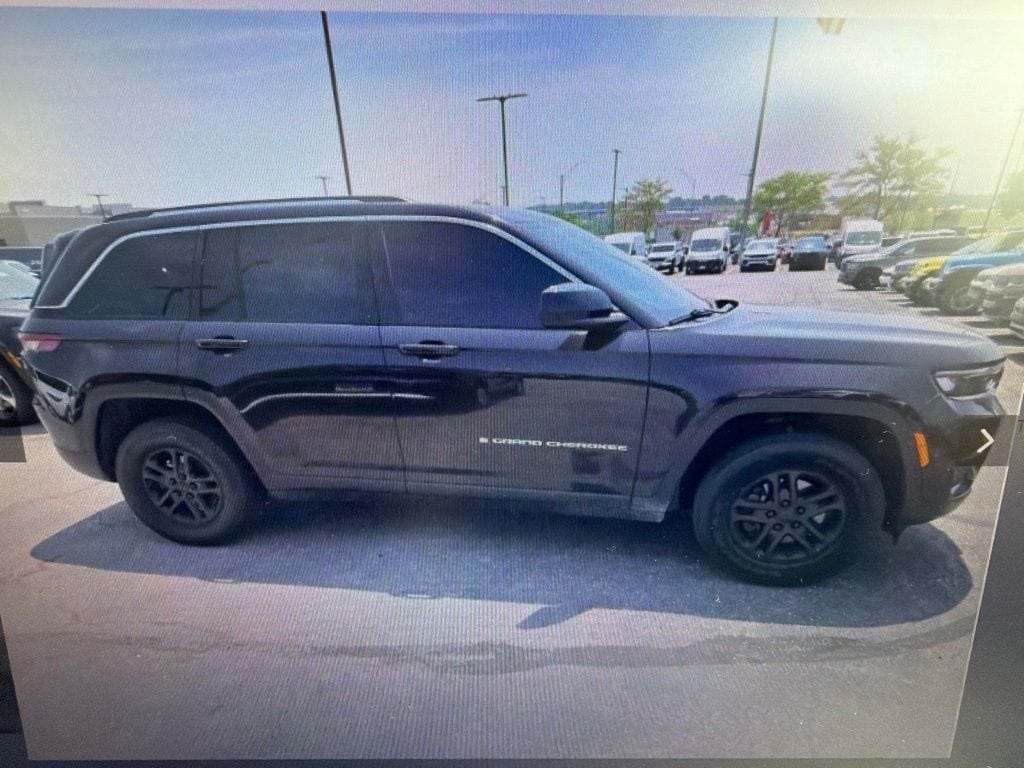 jeep grand cherokee 2023 1C4RJHAG2PC562862 image jeep grand cherokee 2023 1C4RJHAG2PC562862 image